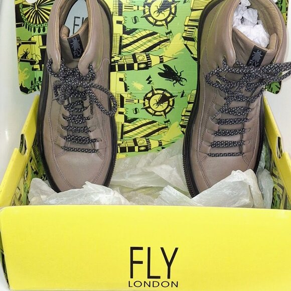 FLY LONDON Samu NEW Leather Men's High-Top Sneaker 42 EU/9 US or 10.5 US Women - Picture 2 of 8